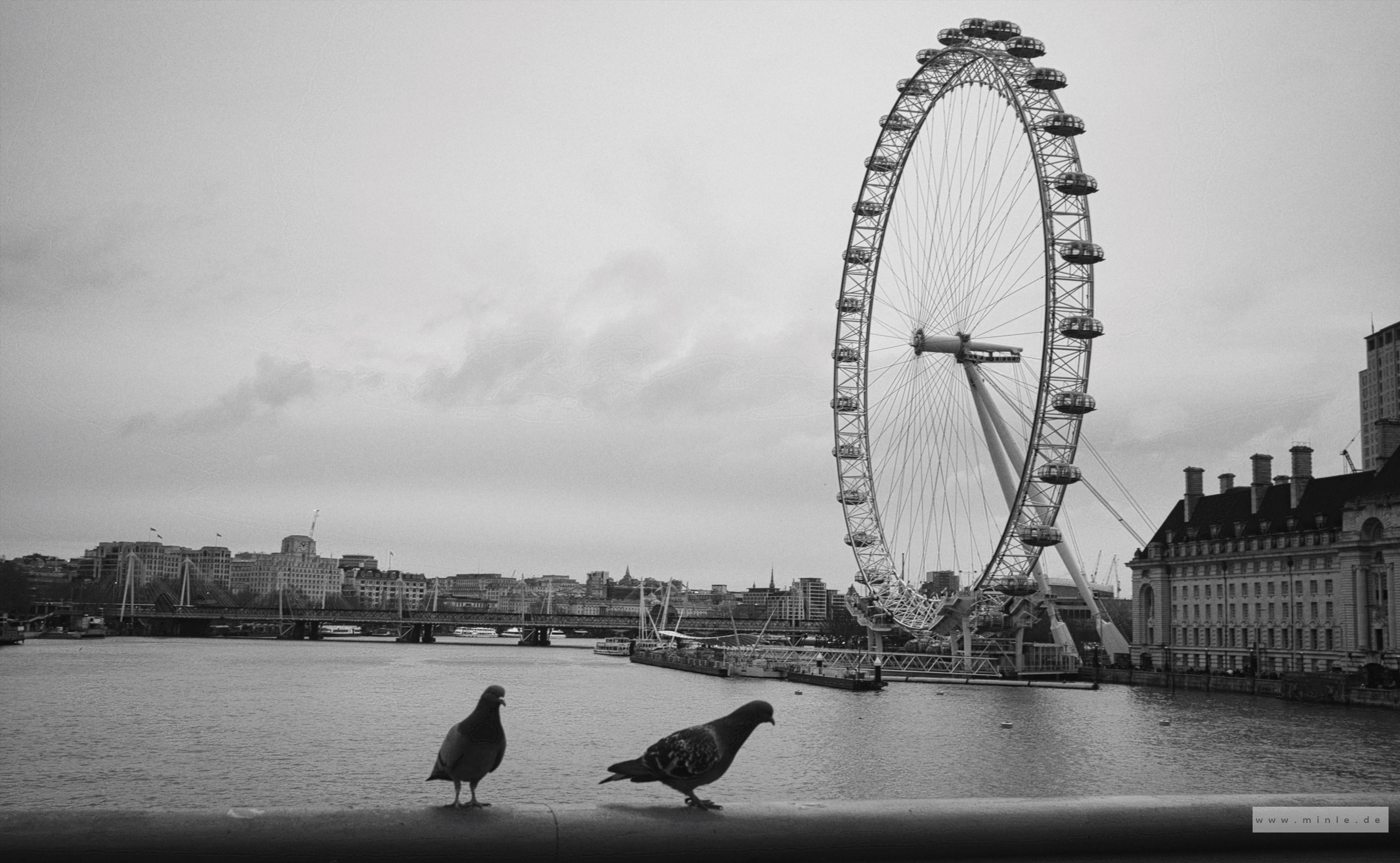 London back and white